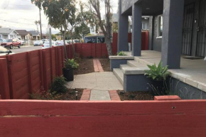 2bed 1bath close to downtown LB, LA and OC.